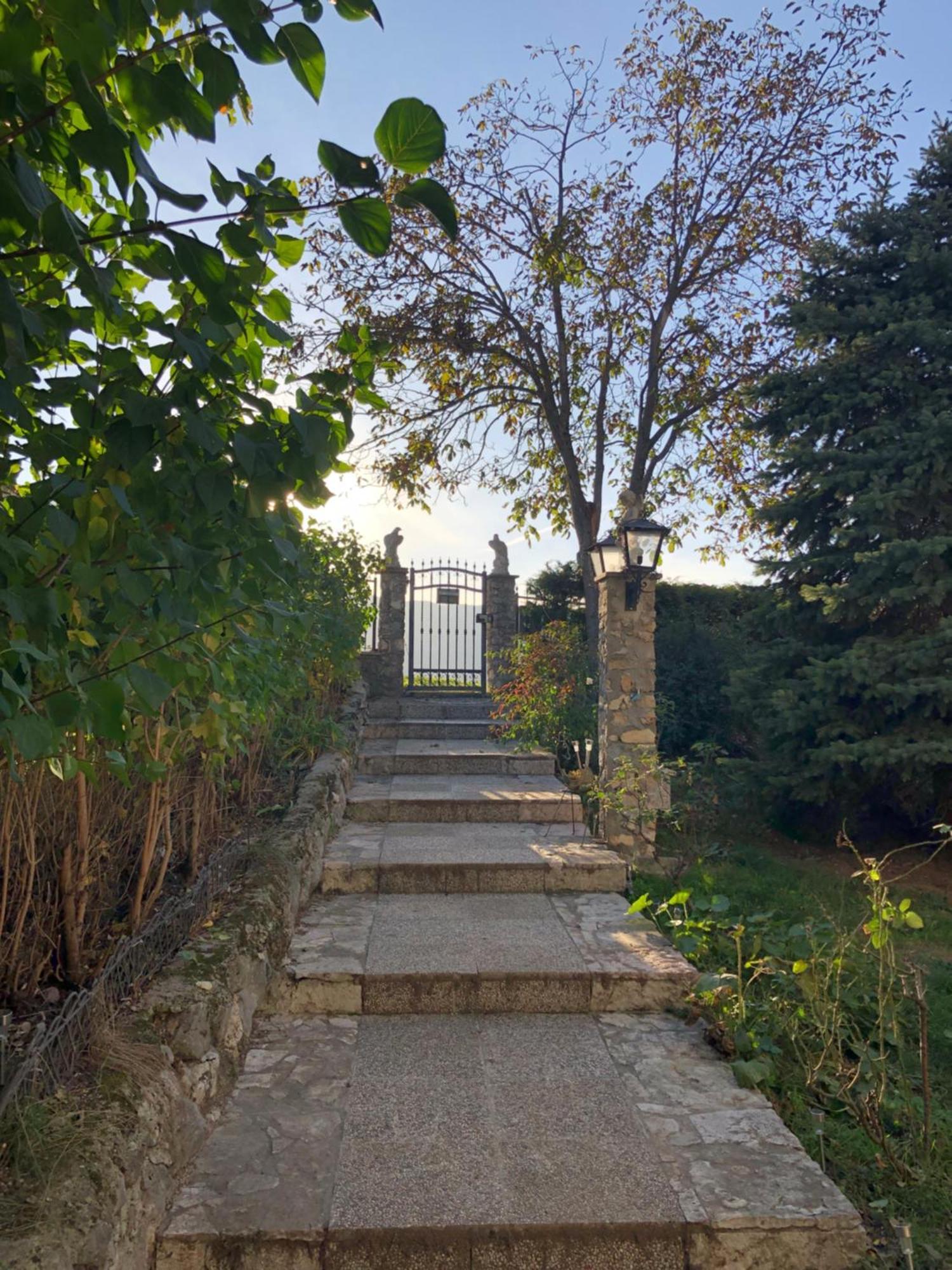 B&B Haus Senter Trambileno Bagian luar foto